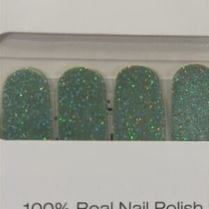NWT Color Street "Mint To Be" Nail Strips